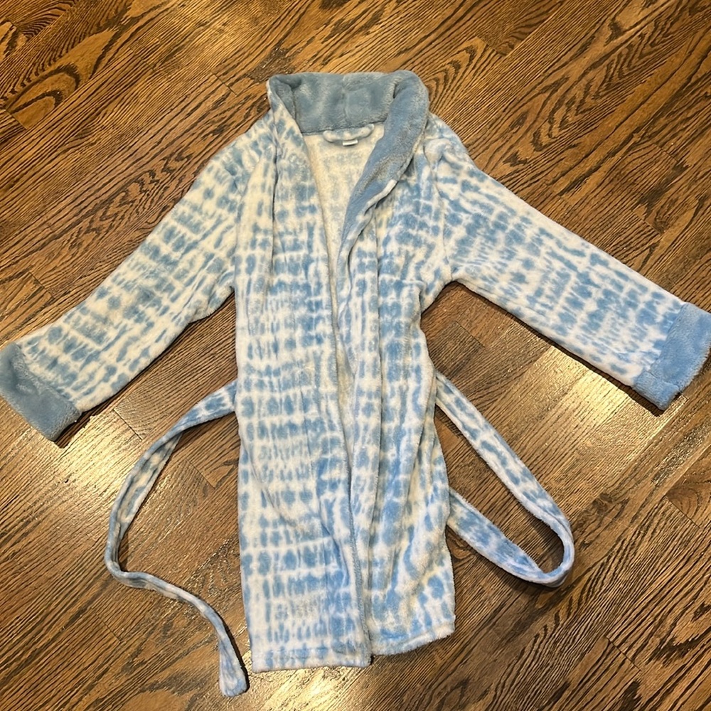 Little Girls Modern Kids Long Sleeve Robe